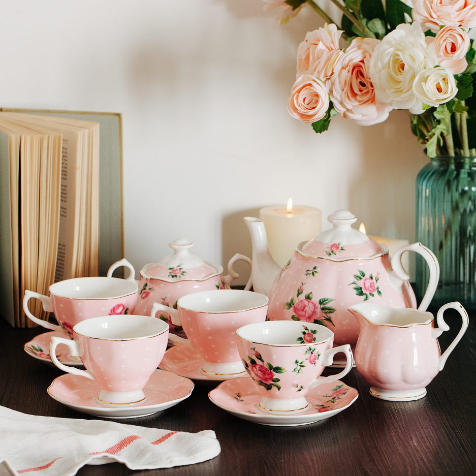 BTäT- Floral Tea Set, Tea cups (8oz), Tea Pot (38oz), Creamer and Sugar Set, Gift box, China Tea Set, Tea Sets for Women, Tea Cups and Saucer Set, Tea Set for Adults, 4 Tea Cups Set, Porcelain Tea Set