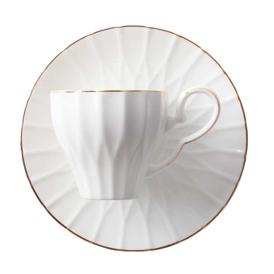 BTäT- Tea Cups and Saucers, Set of 6 (6 oz) with Gold Trim and Gift Box, Cappuccino Cups, Coffee Cups, White Tea Cup Set, British Coffee Cups, Porcelain Tea Set, Latte Cups, Espresso Mug, White Cups